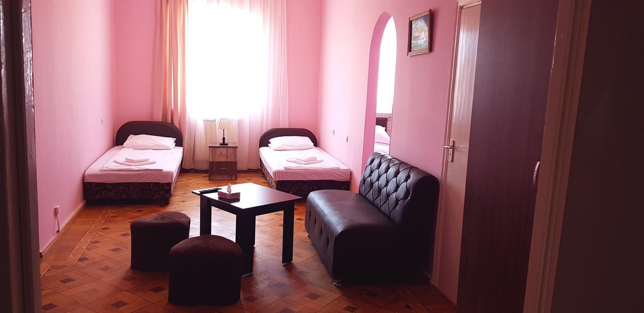 Bloor Hotel Yerevan Exterior photo