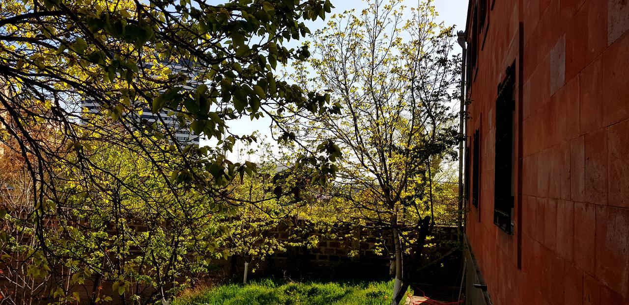 Bloor Hotel Yerevan Exterior photo