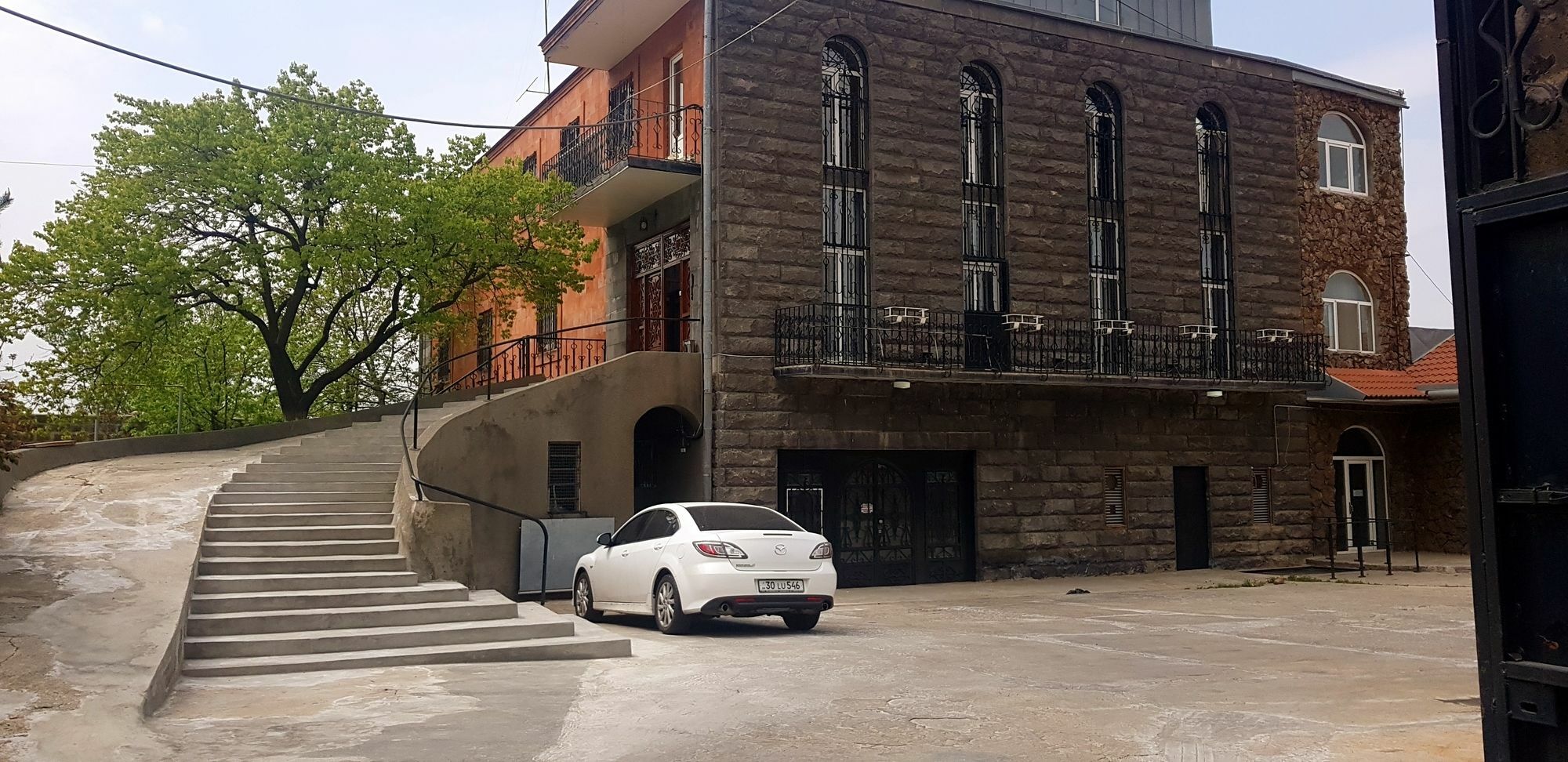 Bloor Hotel Yerevan Exterior photo